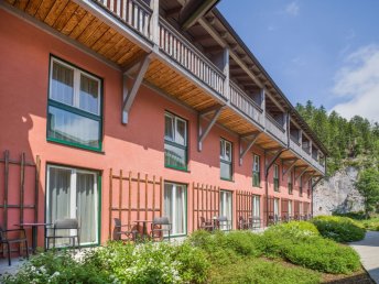 Zweisamkeit in den Bergen – Wandern & Entspannen im Salzkammergut I 4 Nächte