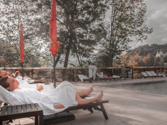 Urlaub mit Massage & Eintritt in den Saunia Thermal