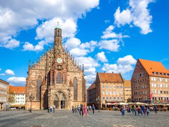 2 Tage im traditionsreichen Hotel nahe Nürnberg mit 3-Gang-Menü & Wellnessbereich